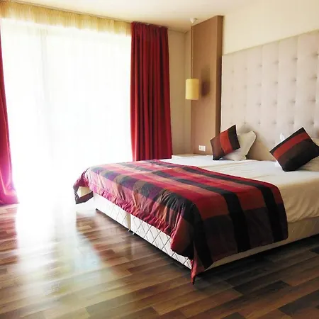 Otel Tsarsko Selo 4*
