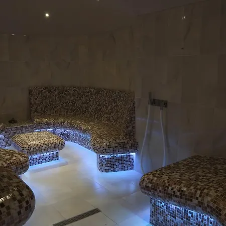 Tsarsko Selo Hotell 4*