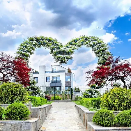 Hotel Tsarsko Selo 4*